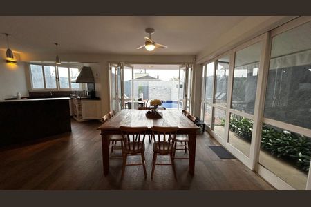 Foto 04 de casa à venda com 3 quartos, 318m² em Jardim Leonor, São Paulo