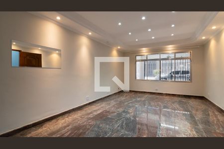 Sala de casa à venda com 3 quartos, 300m² em Jardim Laone, São Paulo