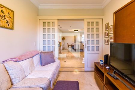 Apartamento para alugar com 3 quartos, 160m² em Vila Suzana, São Paulo