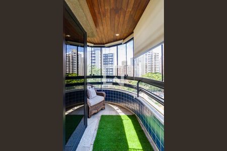 Apartamento para alugar com 3 quartos, 160m² em Vila Suzana, São Paulo