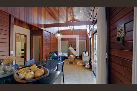 Sala de casa de condomínio à venda com 4 quartos, 150m² em Vereda das Gerais, Nova Lima