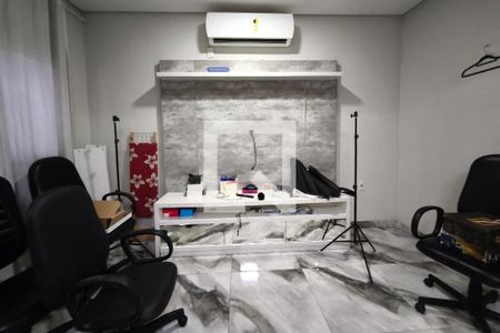 Sala de Estar de casa à venda com 2 quartos, 120m² em Vila Padre Manoel de Nobrega, Campinas