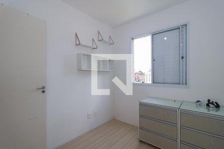 Quarto 2 de apartamento para alugar com 2 quartos, 48m² em Jardim Maria Rosa, Taboão da Serra
