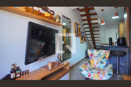 Sala 1 de casa para alugar com 4 quartos, 190m² em Jardim Leopoldina, Porto Alegre