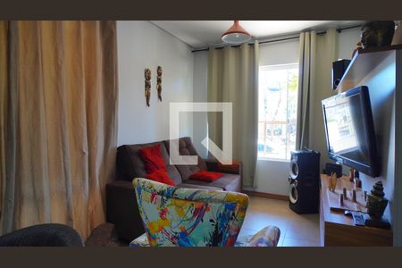 Sala 1 de casa para alugar com 4 quartos, 190m² em Jardim Leopoldina, Porto Alegre