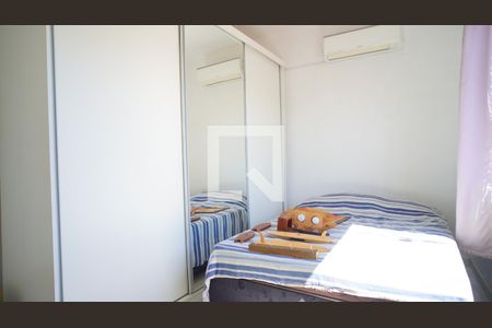 Quarto 2 de casa para alugar com 4 quartos, 190m² em Jardim Leopoldina, Porto Alegre