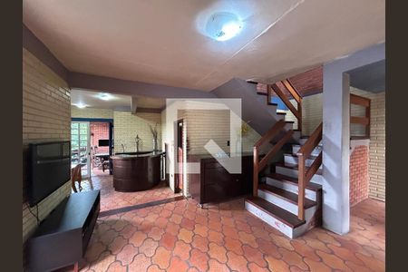 Sala de casa para alugar com 4 quartos, 290m² em Ideal, Novo Hamburgo