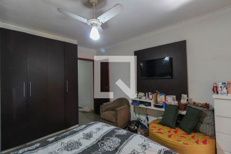 Suite de casa para alugar com 3 quartos, 120m² em Parque dos Bancarios, São Paulo