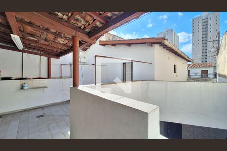 Quintal de casa à venda com 3 quartos, 130m² em Água Branca, São Paulo