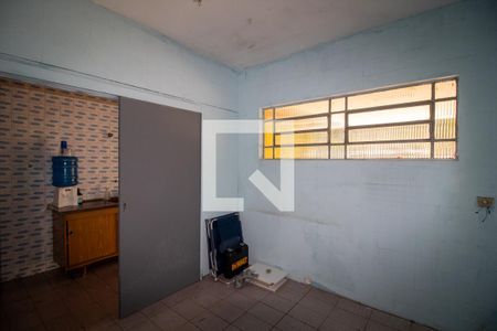 Sala de casa para alugar com 2 quartos, 130m² em Conjunto Residencial Butanta, São Paulo