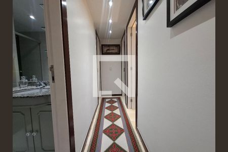 Corredor de apartamento à venda com 3 quartos, 112m² em Botafogo, Rio de Janeiro