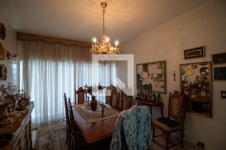 Sala de casa para alugar com 4 quartos, 340m² em Butantã, São Paulo