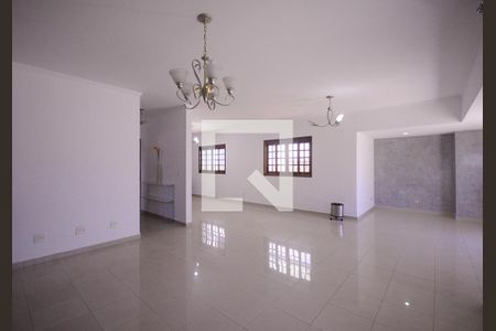 Sala de casa à venda com 3 quartos, 264m² em Cursino, São Paulo