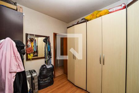 Quarto 1 de casa à venda com 4 quartos, 370m² em Santa Maria Goretti, Porto Alegre