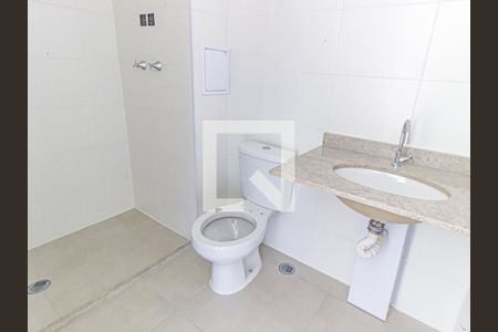 Banheiro de apartamento para alugar com 1 quarto, 28m² em Alto da Mooca, São Paulo
