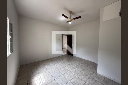 Sala de casa para alugar com 4 quartos, 238m² em Alto Caiçaras, Belo Horizonte