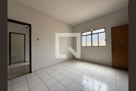 Sala de casa para alugar com 4 quartos, 238m² em Alto Caiçaras, Belo Horizonte