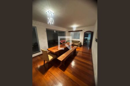 Sala de casa para alugar com 6 quartos, 600m² em Belvedere, Belo Horizonte