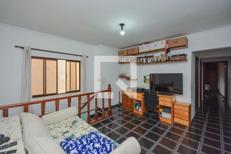 Sala de TV de casa à venda com 3 quartos, 158m² em Vila do Castelo, São Paulo