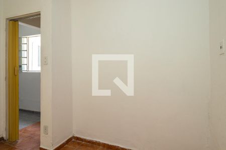 Quarto 2 de casa para alugar com 2 quartos, 54m² em Vila Zelina, São Paulo