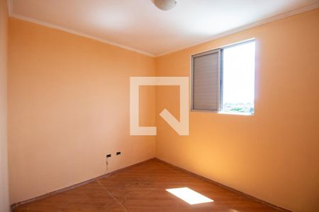 Quarto 1 de apartamento para alugar com 2 quartos, 54m² em Jardim Pinheiros, São Paulo