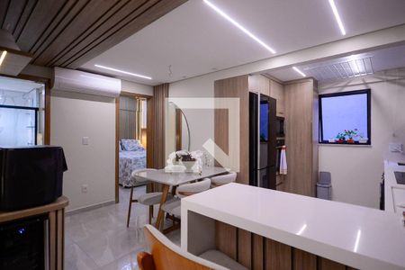 Sala/Cozinha de apartamento à venda com 2 quartos, 52m² em Vila Moinho Velho, São Paulo
