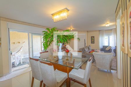 Sala de Jantar de casa à venda com 3 quartos, 170m² em Niterói, Canoas
