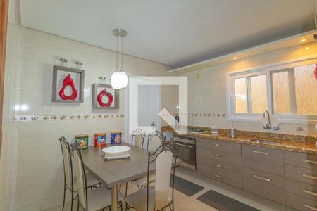 Cozinha de casa à venda com 3 quartos, 170m² em Niterói, Canoas