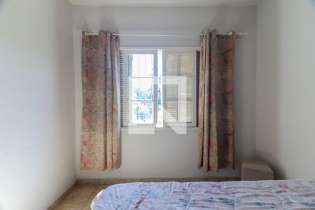 Quarto 2 de casa para alugar com 2 quartos, 75m² em Vila Tiradentes, São Paulo