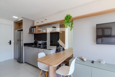Sala/Cozinha de kitnet/studio para alugar com 1 quarto, 30m² em Auxiliadora, Porto Alegre