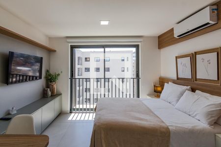 Sala/Quarto de kitnet/studio para alugar com 1 quarto, 30m² em Auxiliadora, Porto Alegre