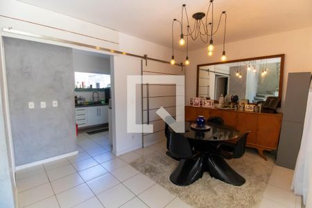 Sala de casa à venda com 4 quartos, 220m² em Engenho do Mato, Niterói