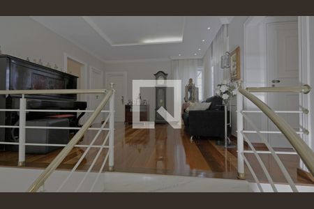 Corredor para os Quartos de casa de condomínio à venda com 5 quartos, 733m² em Vila Castela, Nova Lima