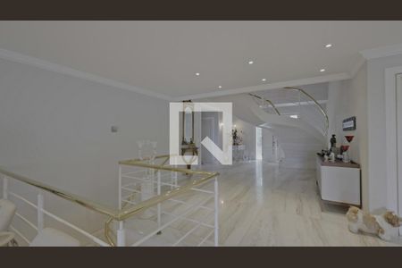 Escadas da Sala de casa de condomínio à venda com 5 quartos, 733m² em Vila Castela, Nova Lima