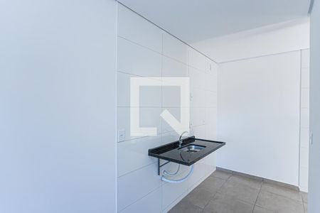 Sala, cozinha e área de serviço de apartamento à venda com 2 quartos, 42m² em Freguesia do Ó, São Paulo