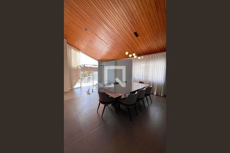 Casa à venda com 5 quartos, 462m² em Jardim Caxambu, Jundiaí