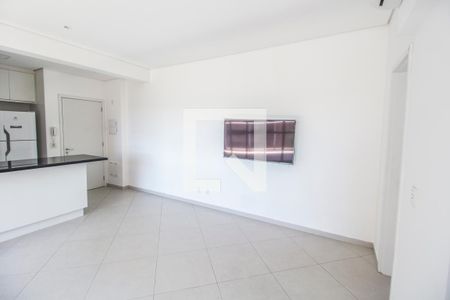 Sala de apartamento à venda com 1 quarto, 55m² em Empresarial 18 do Forte, Barueri