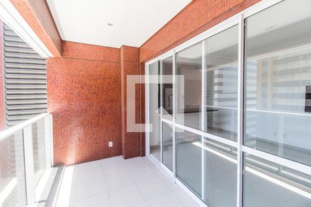 Varanda de apartamento à venda com 1 quarto, 55m² em Empresarial 18 do Forte, Barueri