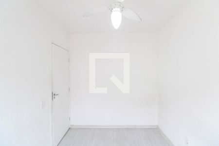 Quarto 1 de apartamento para alugar com 2 quartos, 40m² em Cosmos, Rio de Janeiro