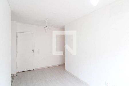 Sala de apartamento para alugar com 2 quartos, 40m² em Cosmos, Rio de Janeiro