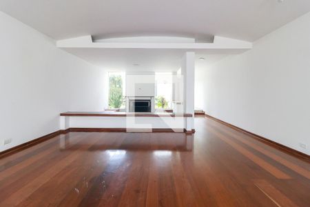 Sala de casa para alugar com 4 quartos, 588m² em Granja Julieta, São Paulo