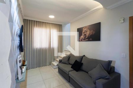 Sala de apartamento à venda com 2 quartos, 105m² em Cabral, Contagem
