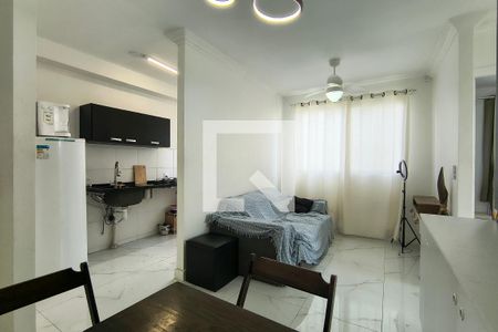 Sala de apartamento à venda com 2 quartos, 45m² em Gardênia Azul, Rio de Janeiro