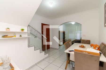 Sala de casa à venda com 5 quartos, 200m² em Conj. Promorar Sapopemba, São Paulo