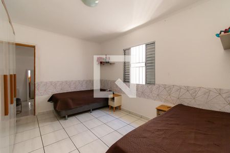 Quarto 1 de casa à venda com 5 quartos, 200m² em Conj. Promorar Sapopemba, São Paulo