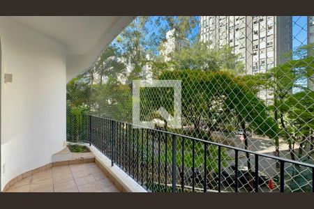 Varanda de apartamento à venda com 2 quartos, 198m² em Jardins, São Paulo
