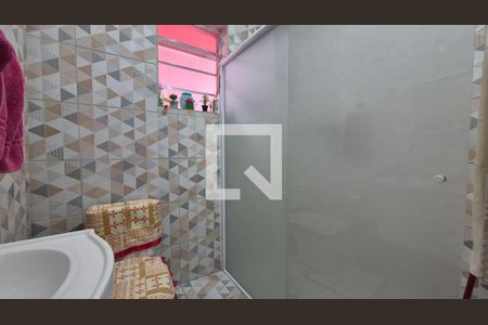 Banheiro de casa à venda com 2 quartos, 80m² em Parque João Ramalho, Santo André