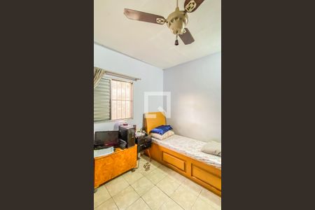 Quarto 2 de casa para alugar com 2 quartos, 250m² em Cangaiba, São Paulo