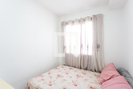 Quarto 1 de apartamento à venda com 2 quartos, 33m² em Vila Carmosina, São Paulo