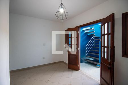 Sala de casa para alugar com 2 quartos, 100m² em Jardim das Vertentes, São Paulo